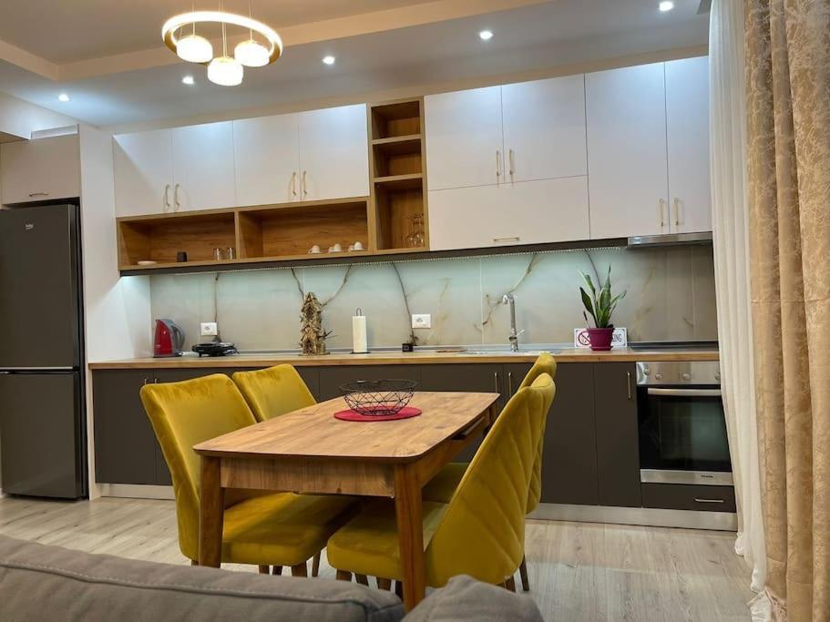 Melody Apartment In コルチャ エクステリア 写真